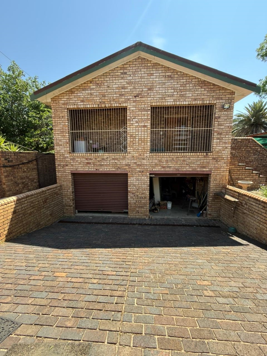  Bedroom Property for Sale in Potchefstroom South North West
